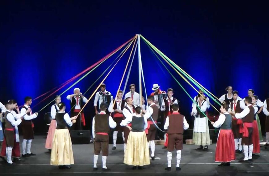Il ballo della cordella - Danza popolare.